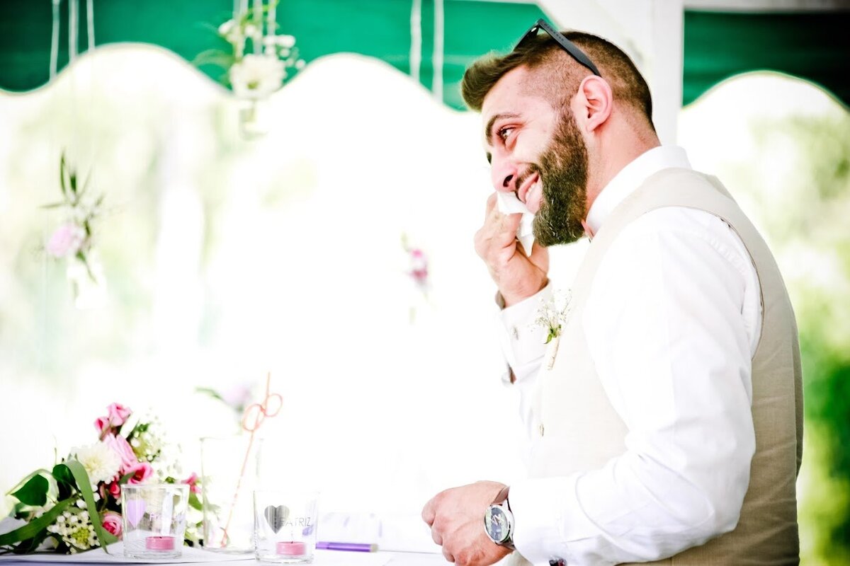 emotion-mariage-voeux-mariés-ceremonie-laique-ain