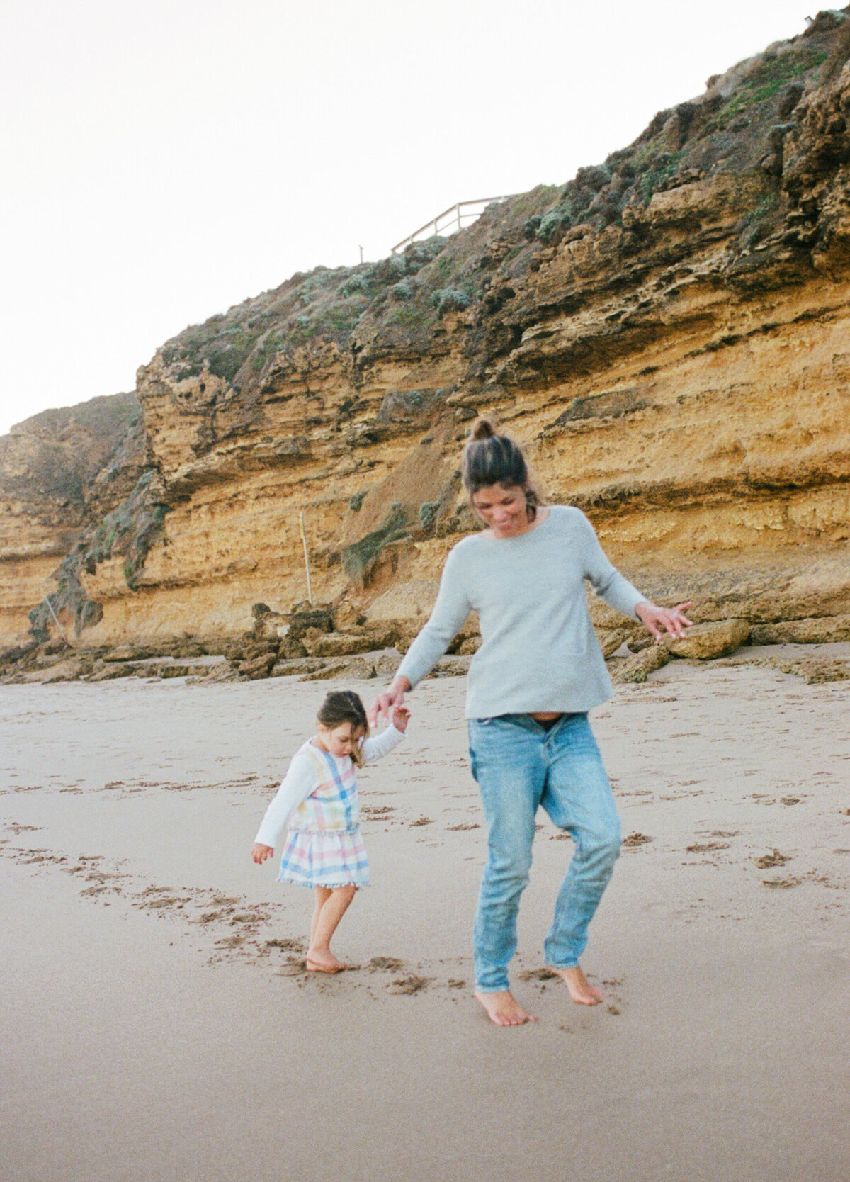 torquay-beach-in-home-maternity-family-photoshoot-on-film-Bobby-Dazzler-Photography-12