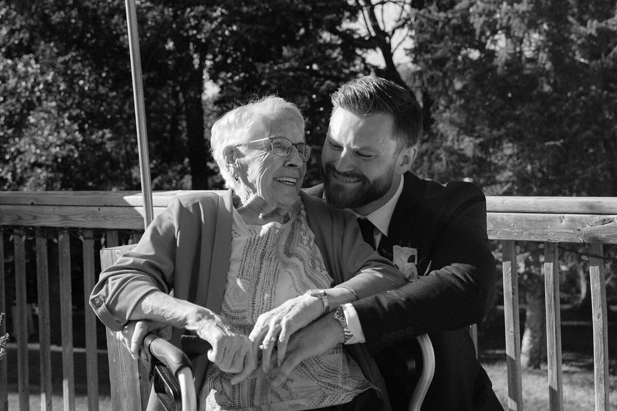 Winnipeg-Wedding-Photographer-107