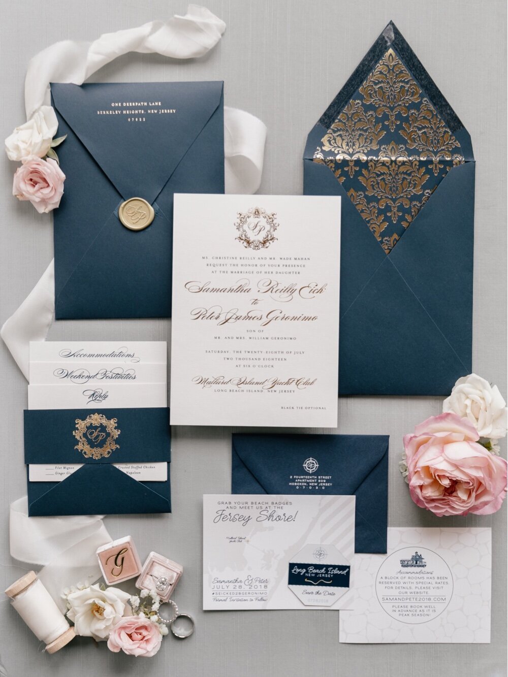 143_blue-and-gold-wedding-invitations_stationary_wedding-stationary_wedding-invitations