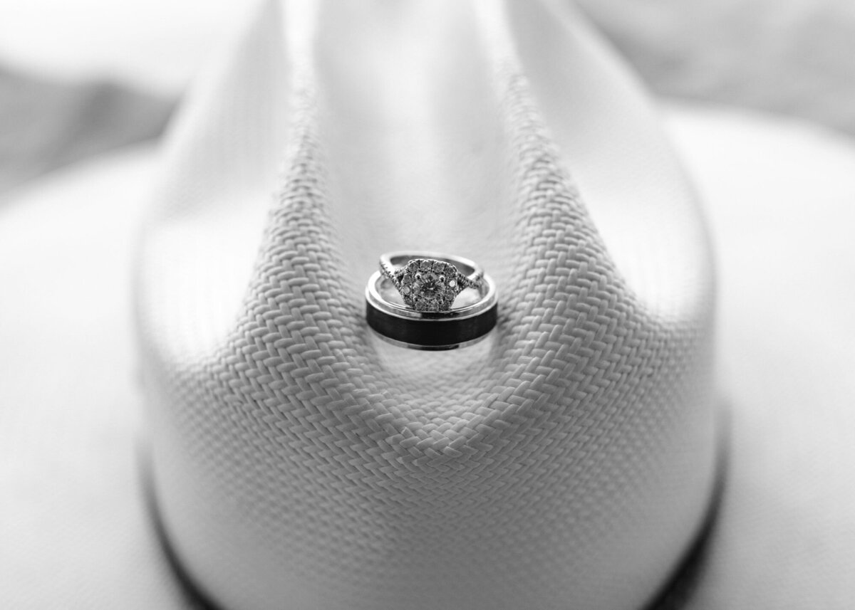 ring-details-farm-wedding-lewallen-farms-ga