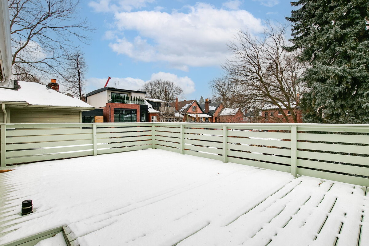 69-web-or-mls-47_001_Balcony