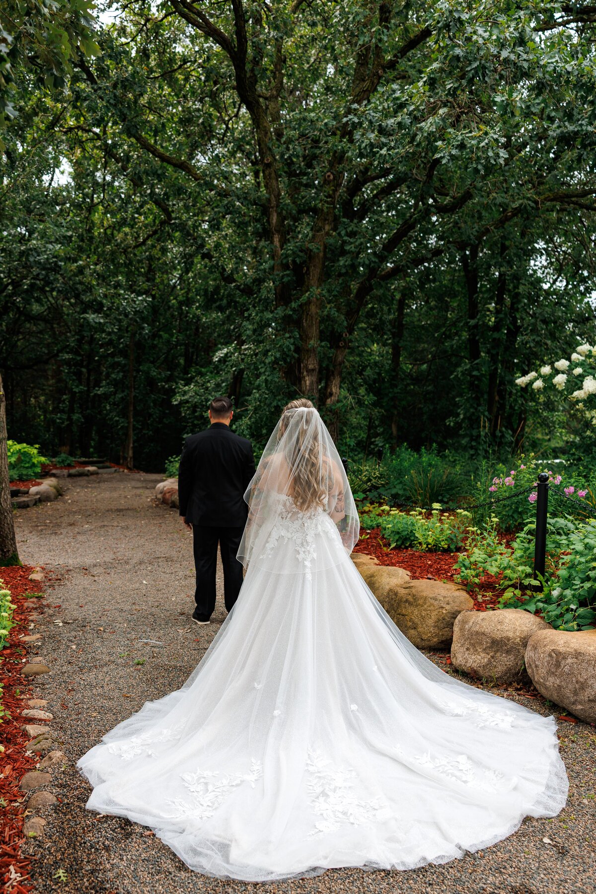 250-Shanda-Matt-Wedding-Photographer-St-Cloud-Brainerd-MN-MindiJenningsPhotography