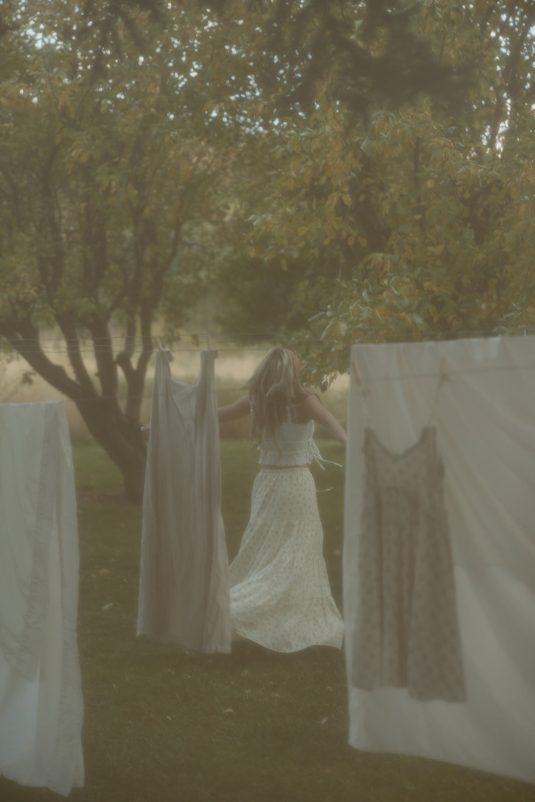 tanya-davids-photo-film-documentary-idaho-utah-oregon-washington-colorado-wedding-elopement-portrait-photographer-intention-session-apple-orchard-39