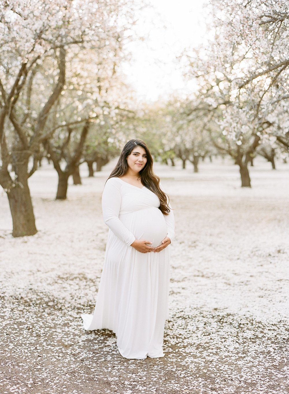 almond orchard maternity session | Danielle Bacon Photography | www.daniellebaconphotography.com |_2510