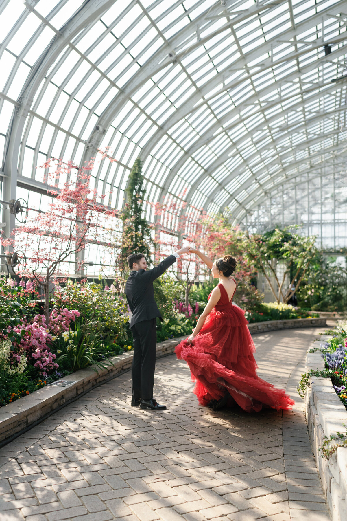 Aspen-Avenue-Chicago-Wedding-Photographer-Grace-and-Ivory-PressRoom-bryjeanartistry-Editorial-tamara-holden-Garfield-Park-Conservatory-ECBG-Cake-FAV-17