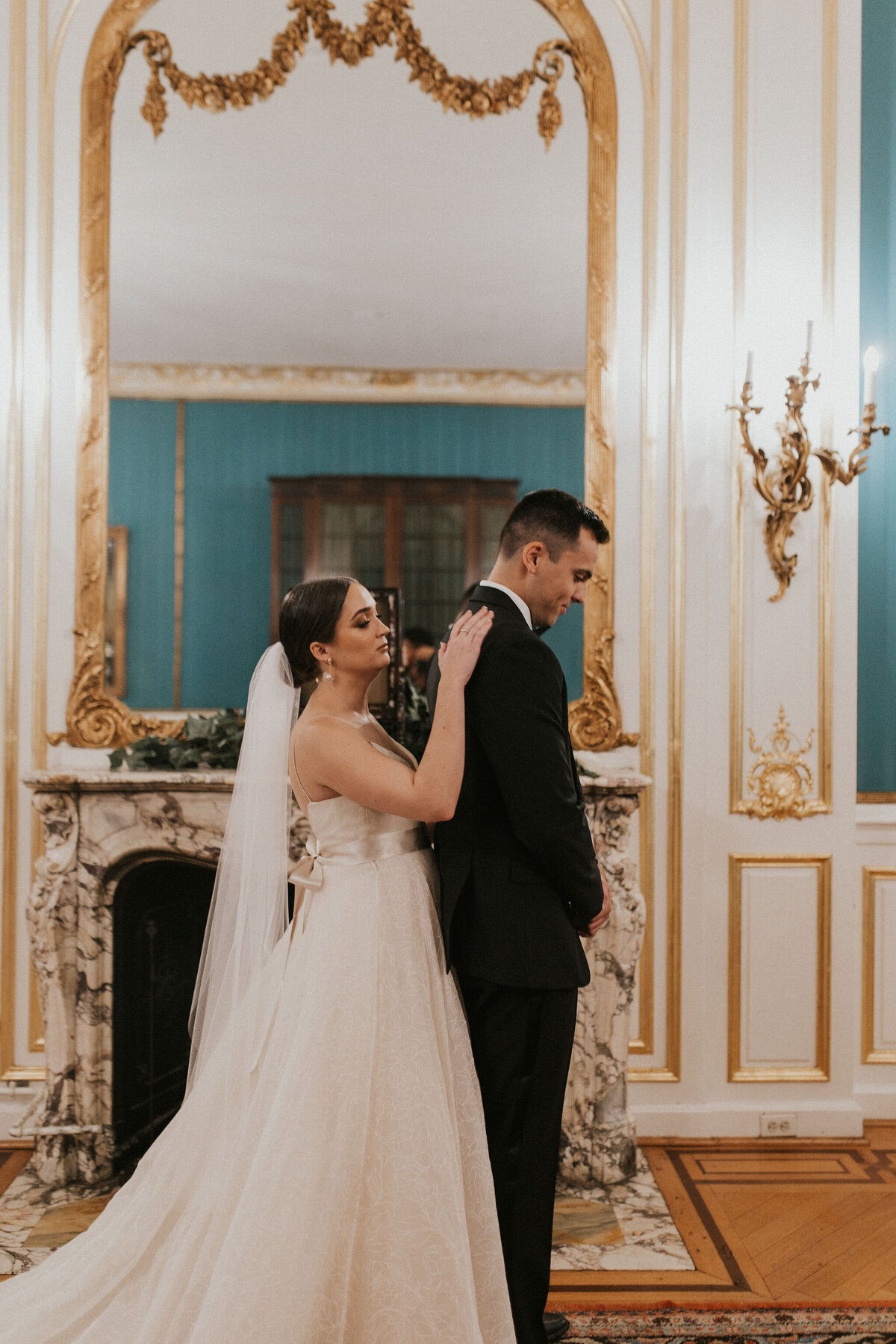 WELLING-FLORES.Wedding.EngineersClub-frstlk-50