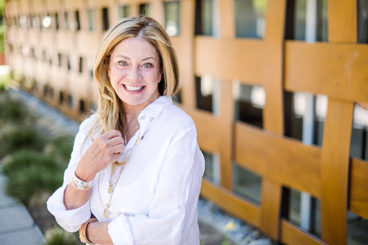 090-Terri_Aspen_Art_Museum_Headshots_Aspen_Photographer_MaggShots_Photography
