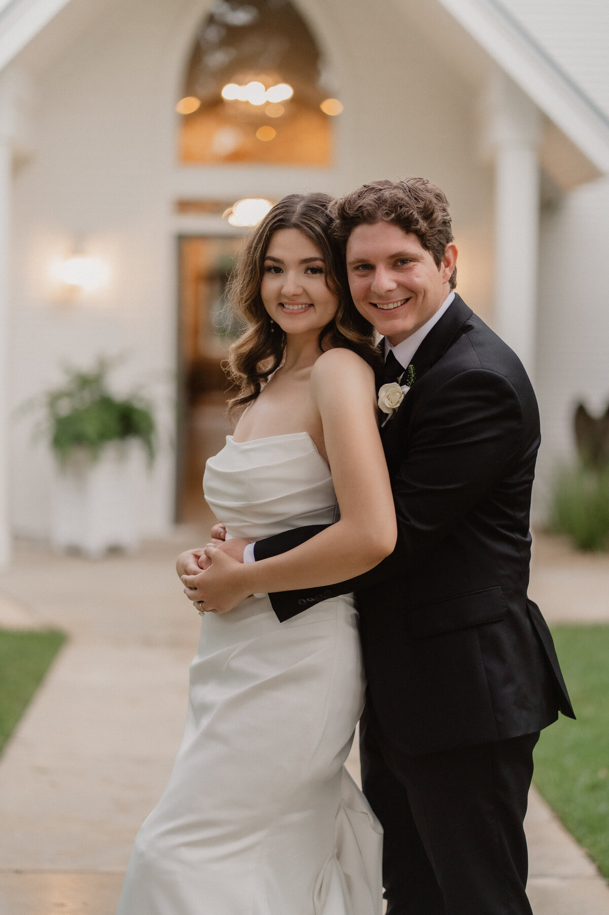 N&TWeddingPreviews-74
