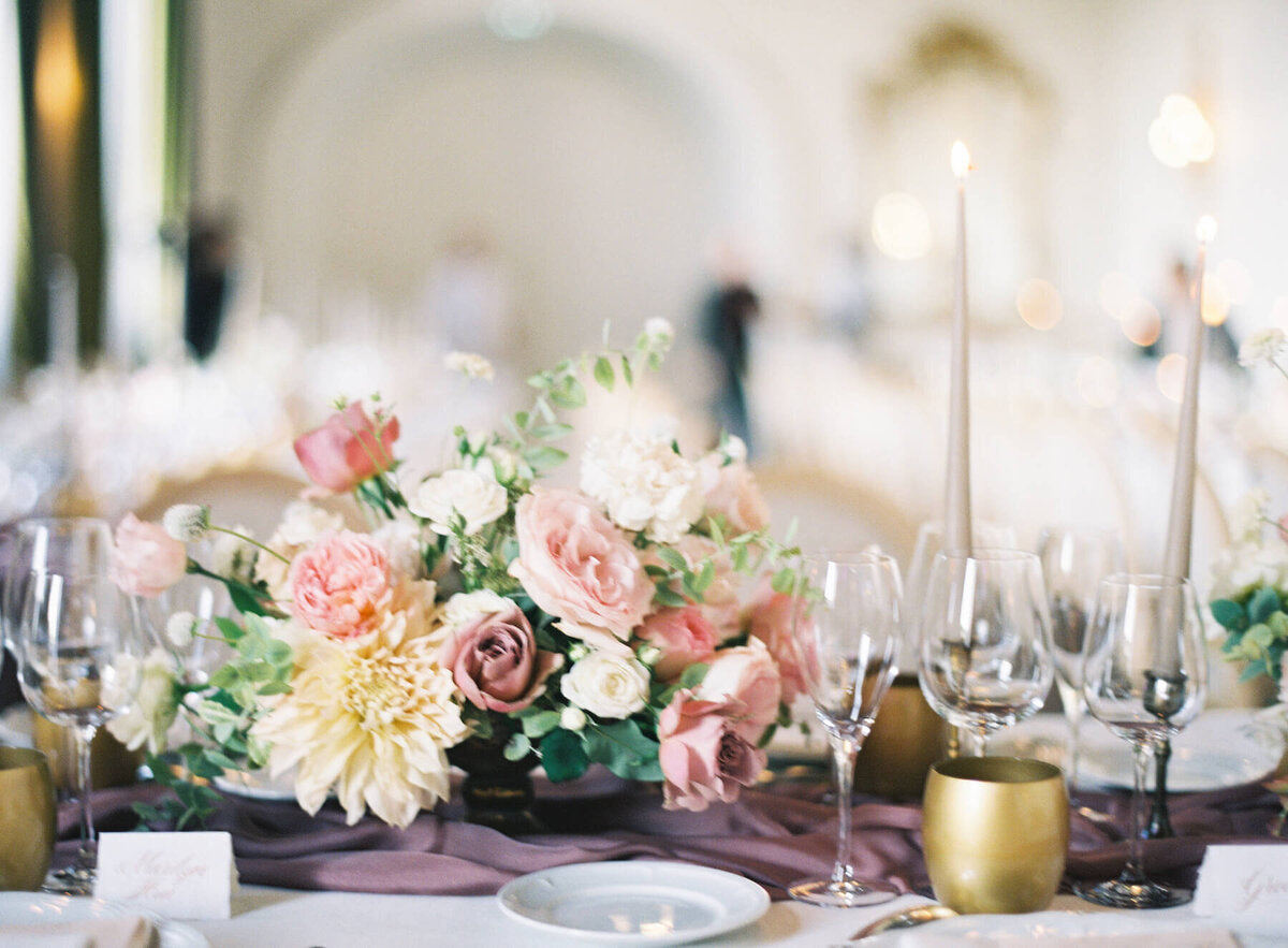 Chateau-de-Grand-Luce-Wedding-Floraison73