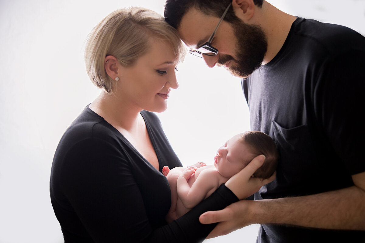 horizons-west-newborn-photographer-travels-to-your-home 0520