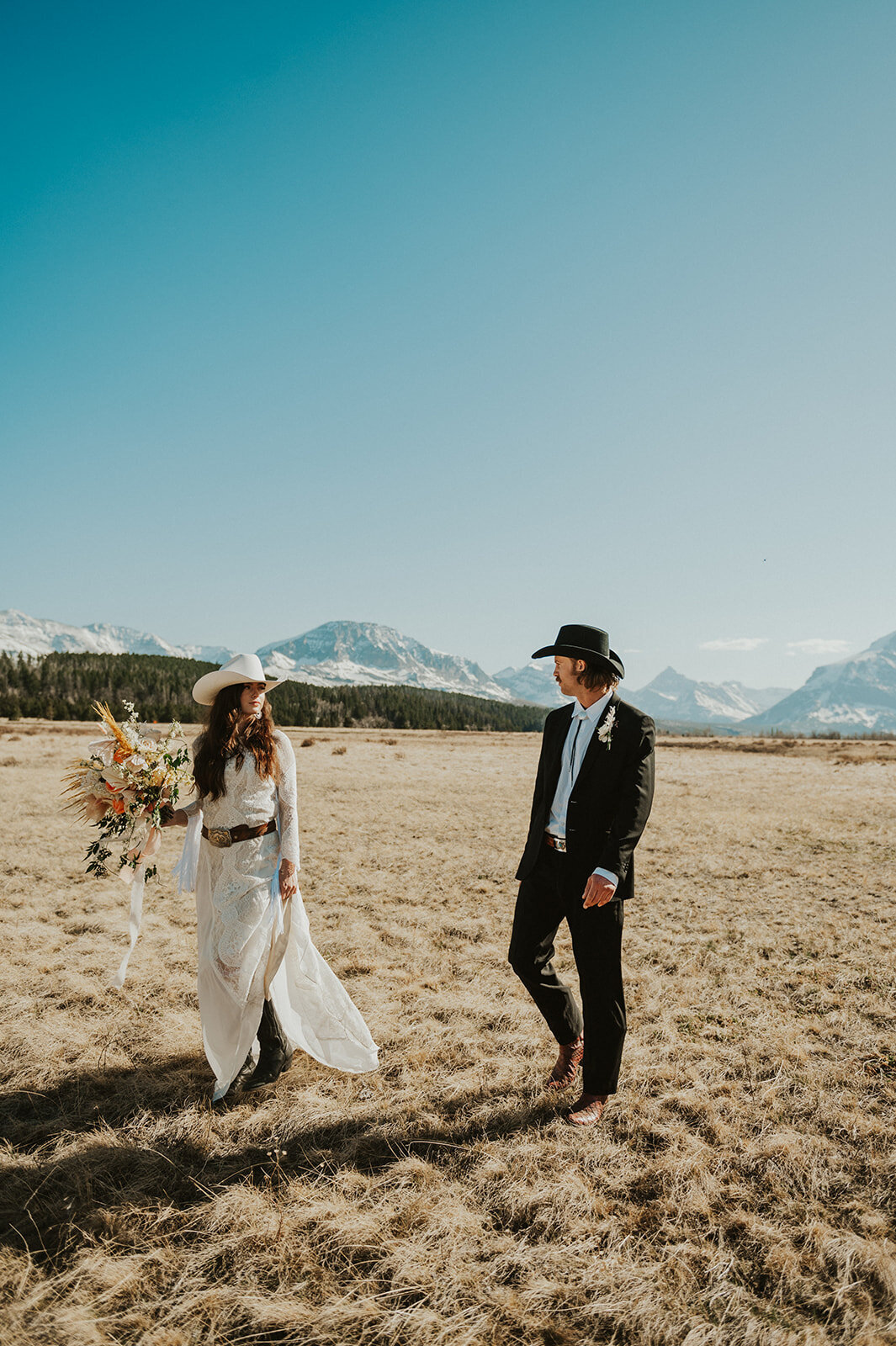 western-boho-glacier-park-elopement-presley-gray-photo-0232