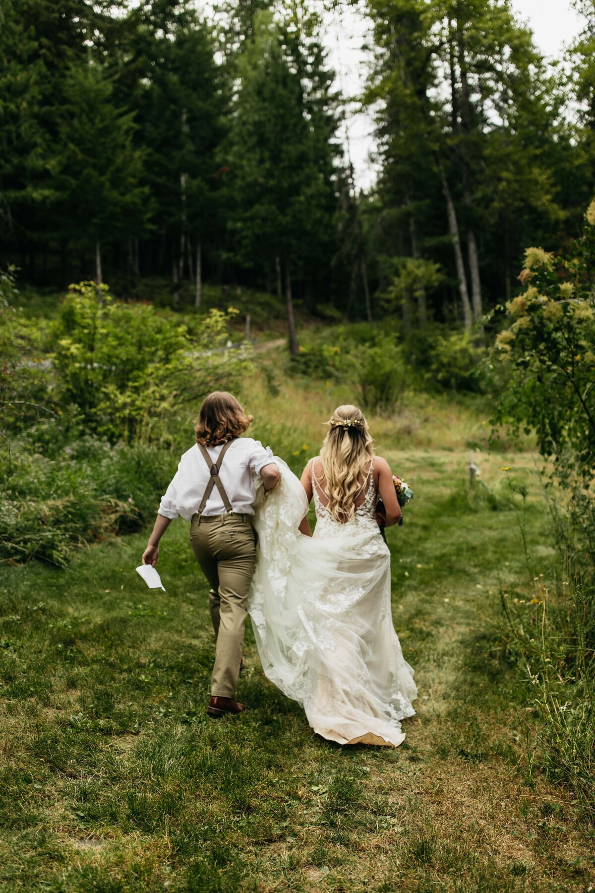 Beacon Hill Photographer Forest and Outdoor Elopement Photographer in Spokane Washington - Clara Jay Photo-3
