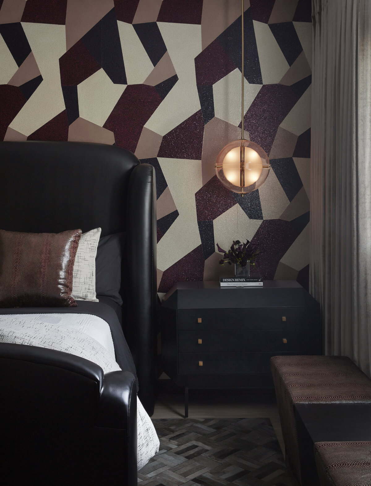 Medusa Fabric bed + pillows with geometric design wallpaper