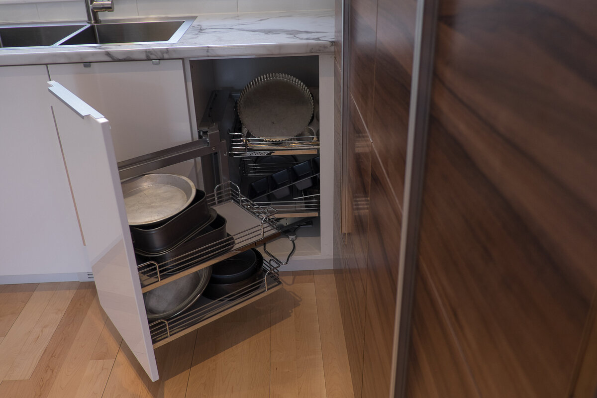 MCM Designer Kitchen Remodel Alta Vista (9)