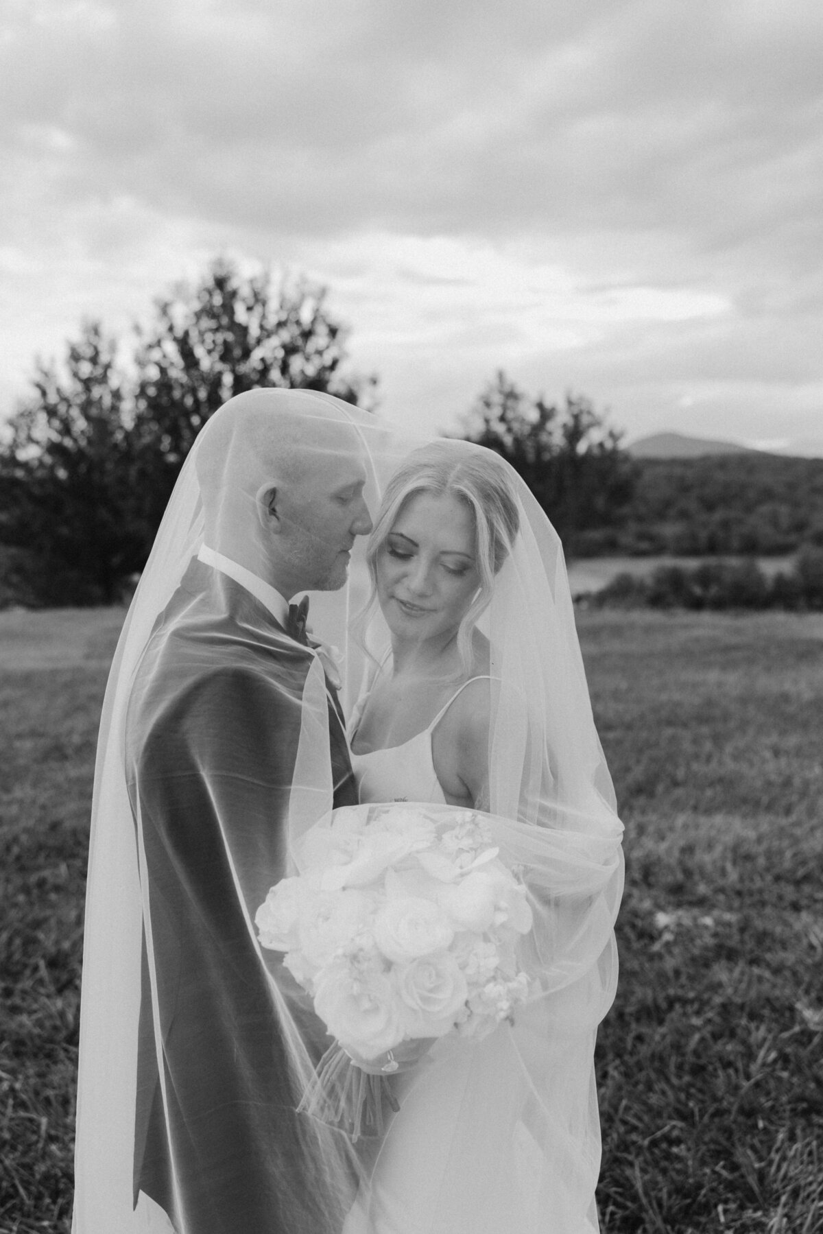 Romantic couple portraits during destination wedding at the Biltmore Estate