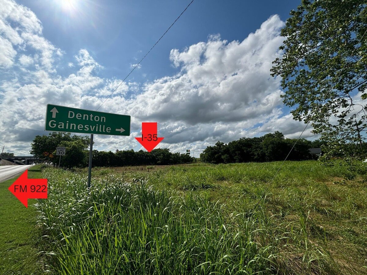 1.14 Acre Commercial lot for sale in Valley View, Texas
