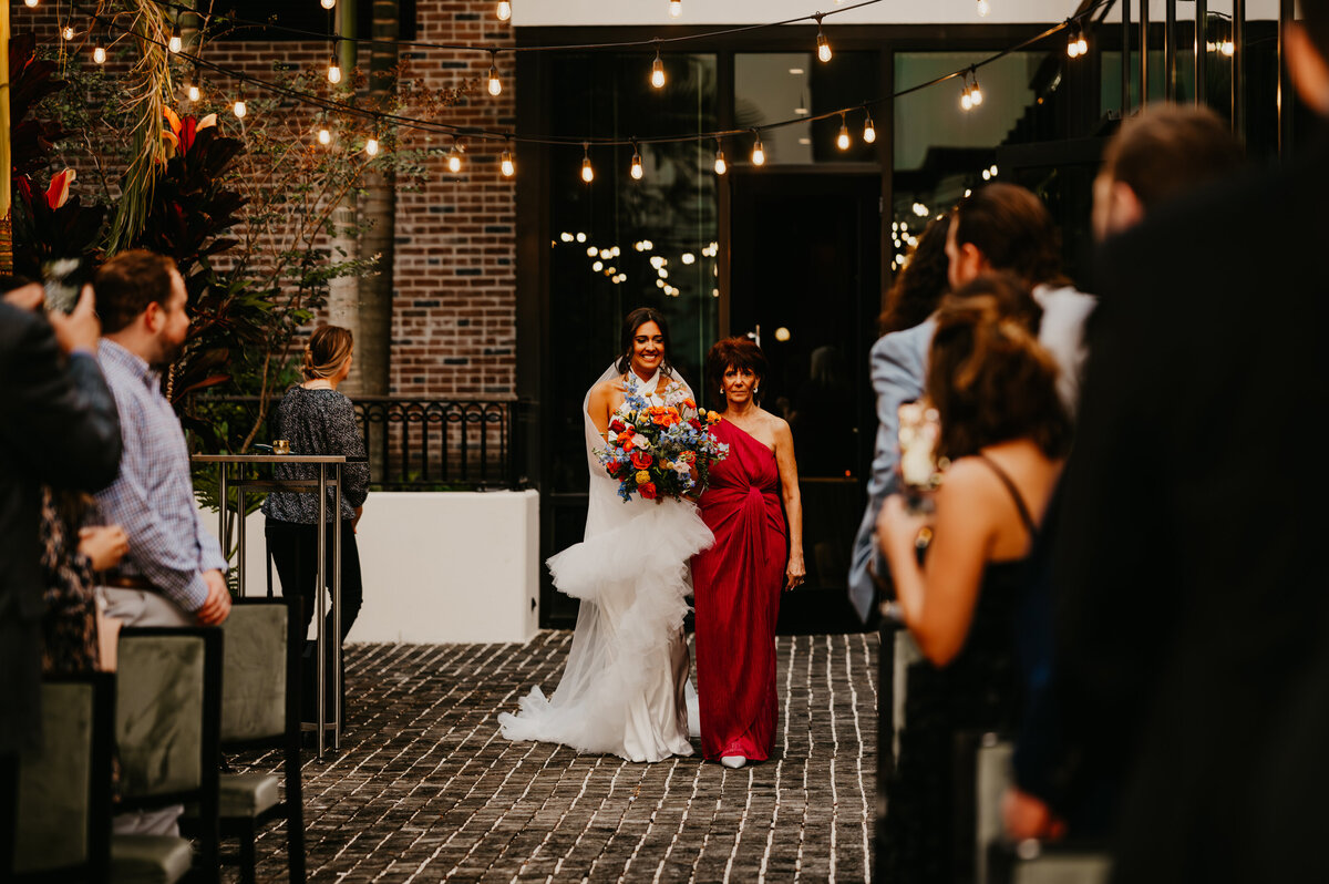 mariah-lacy-hotel-haya-elopement-chantilly-chic-wedding-planners-5