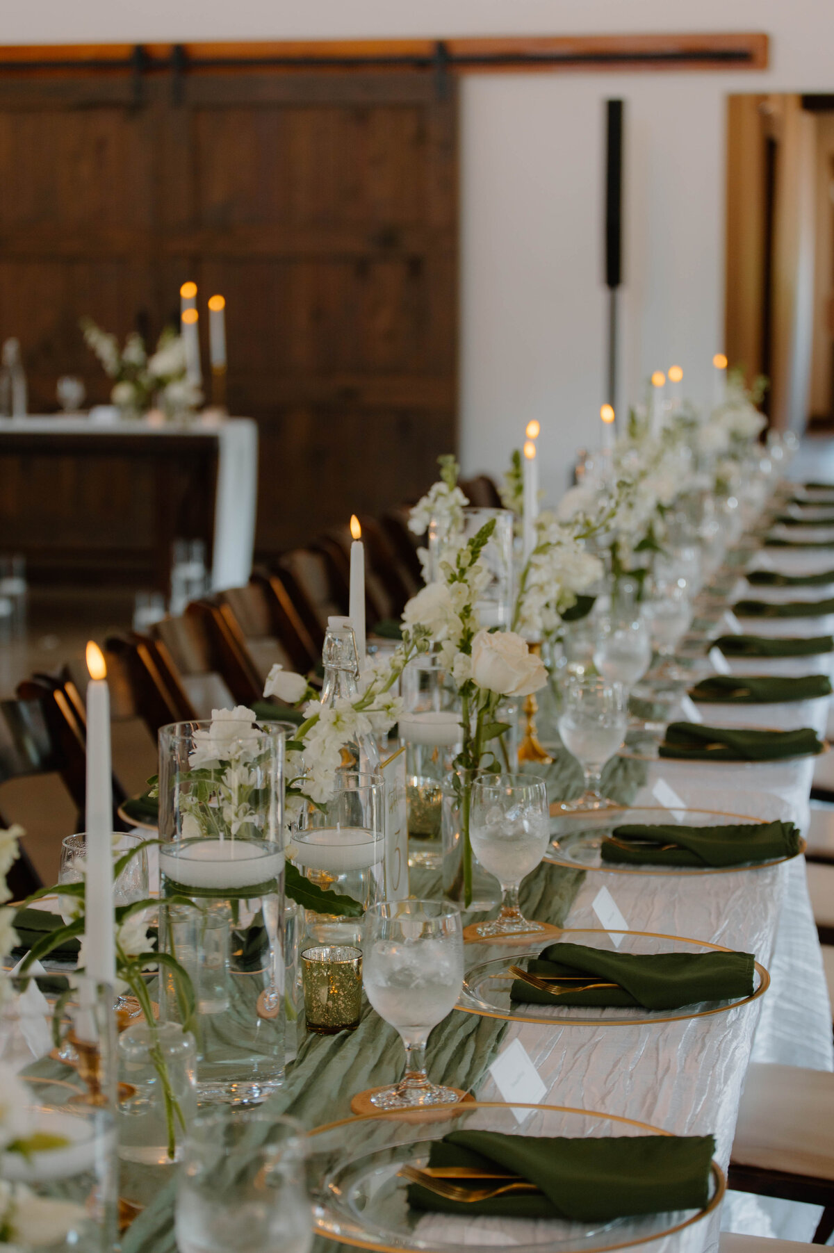 Charis_Lauren_Elegant_Nashville_Wedding_photographer_035