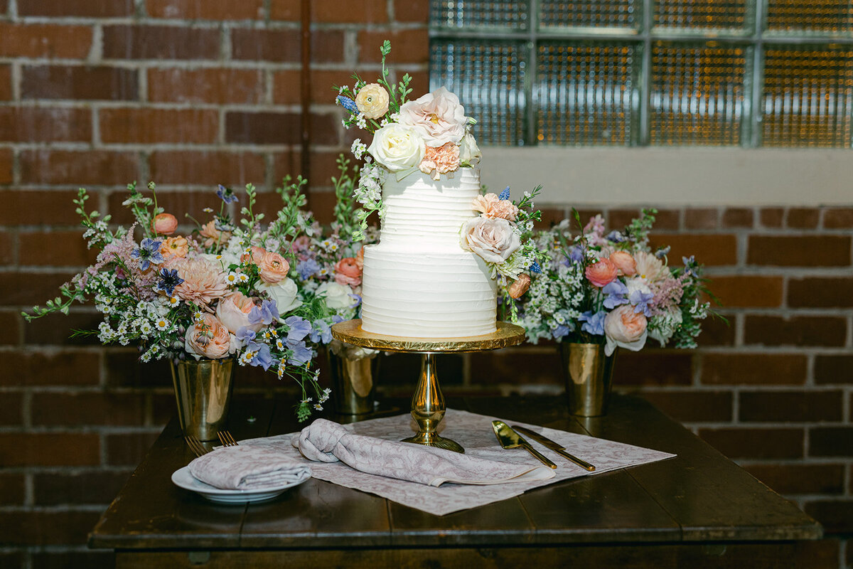 Winter Park Farmer’s Market wedding Emma & Bradley by Party Perfect sKWP-HULL-3023