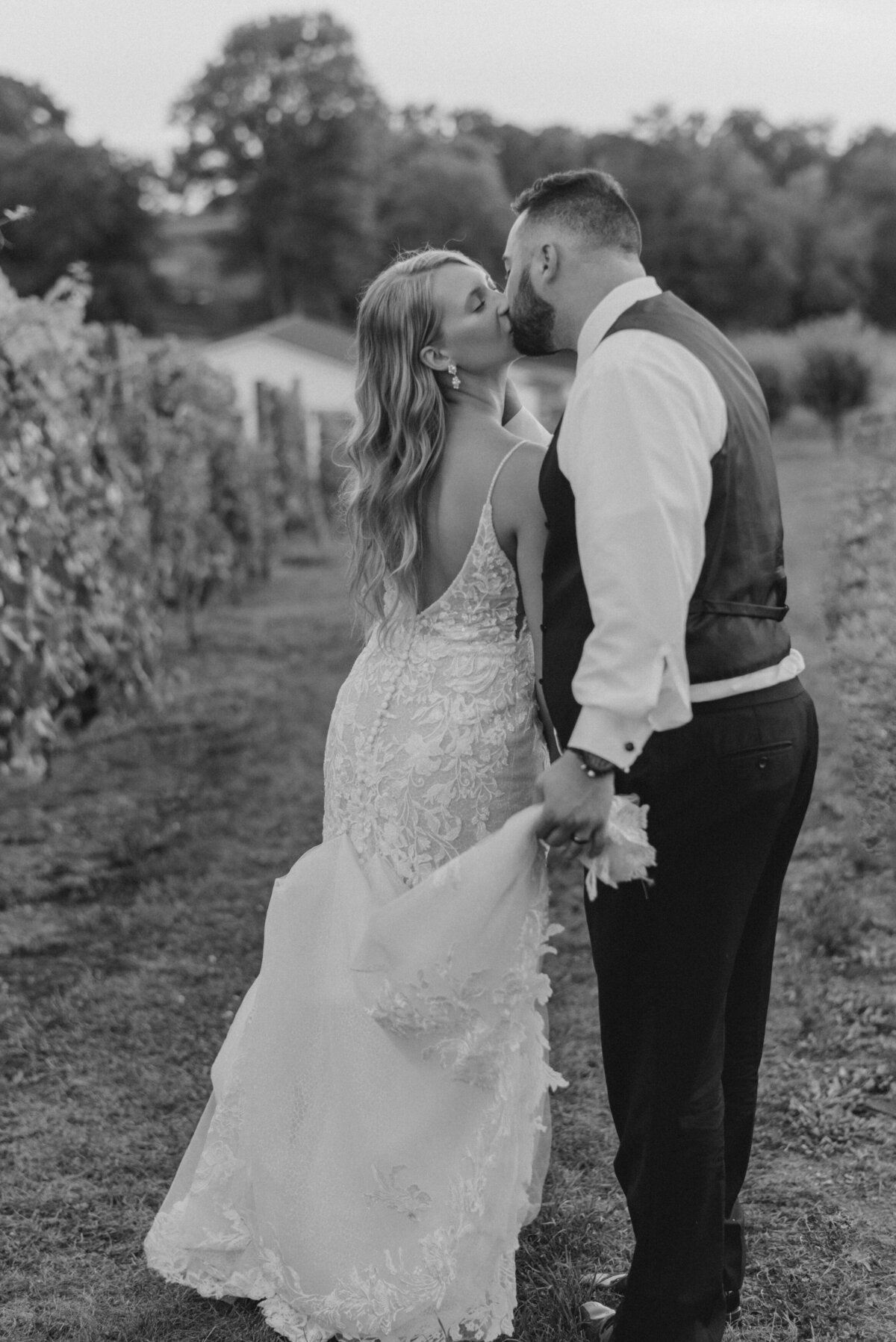 Buchanan-Wedding-Brookmere-Winery-JSP-2022-84