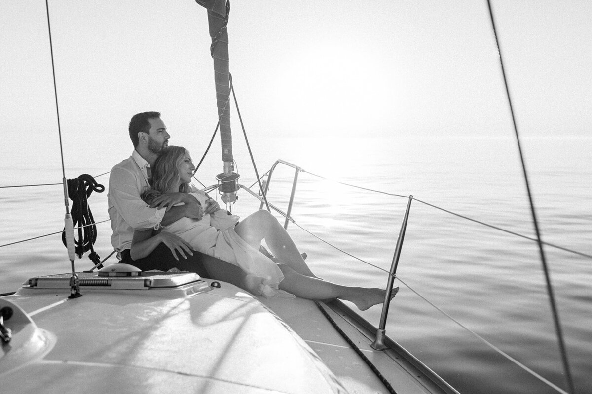 C+E_Chicago_Sailboat_Engagement_Session_by_Diana_Coulter-67