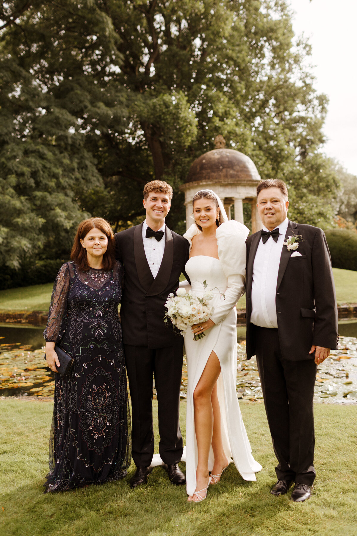 Attabara Studio UK Luxury Wedding Planner at Belcombe Court-52-34-2-NT