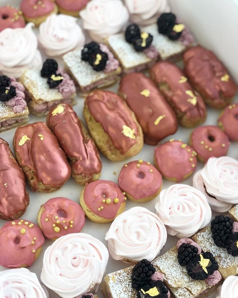 Layered Cake Artistry Kennewick Richland Pasco Custom Desserts