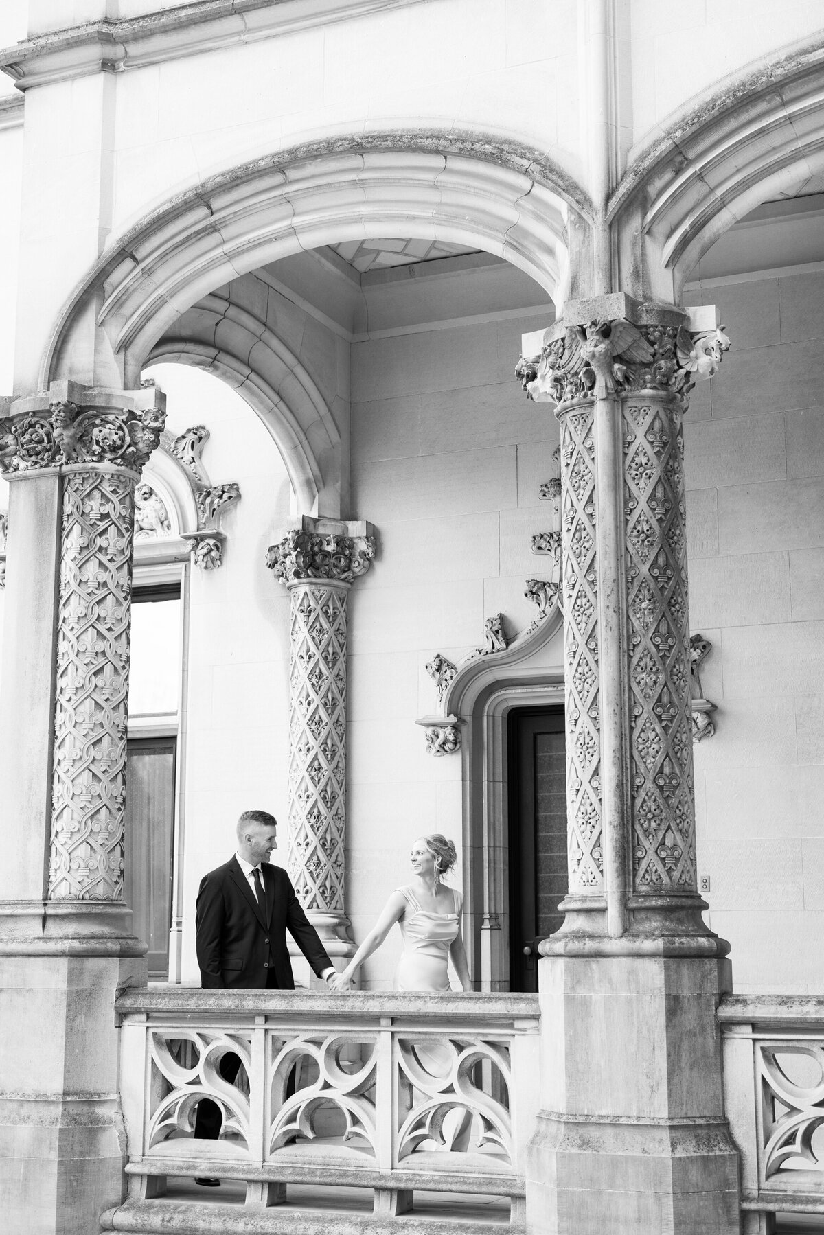 BiltmoreEstateEngagementSession-KendraMartinPhotography-10