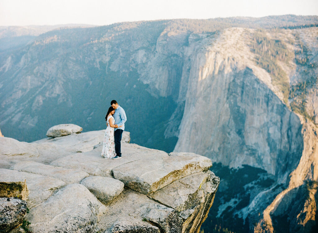 Kelly_Kyle_Yosemite_Engagement_Shoot_Chiarashine-FILM-129