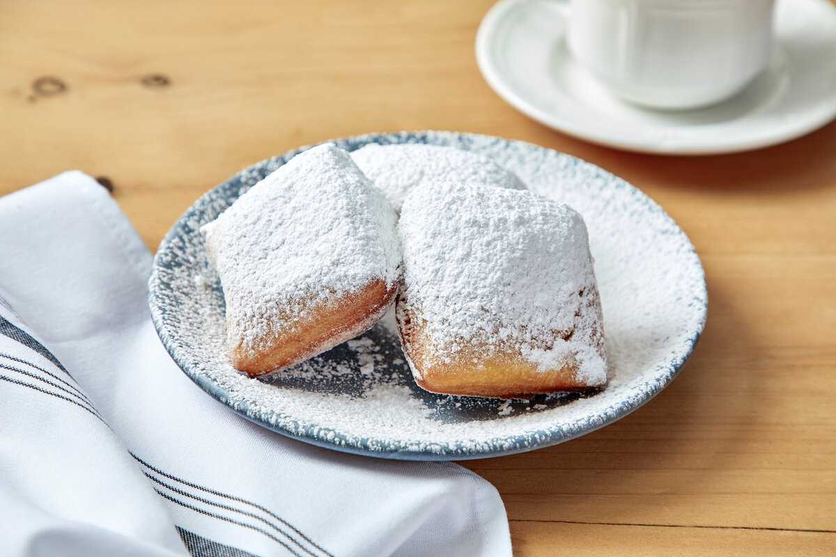 charlie mckenna roux beignets