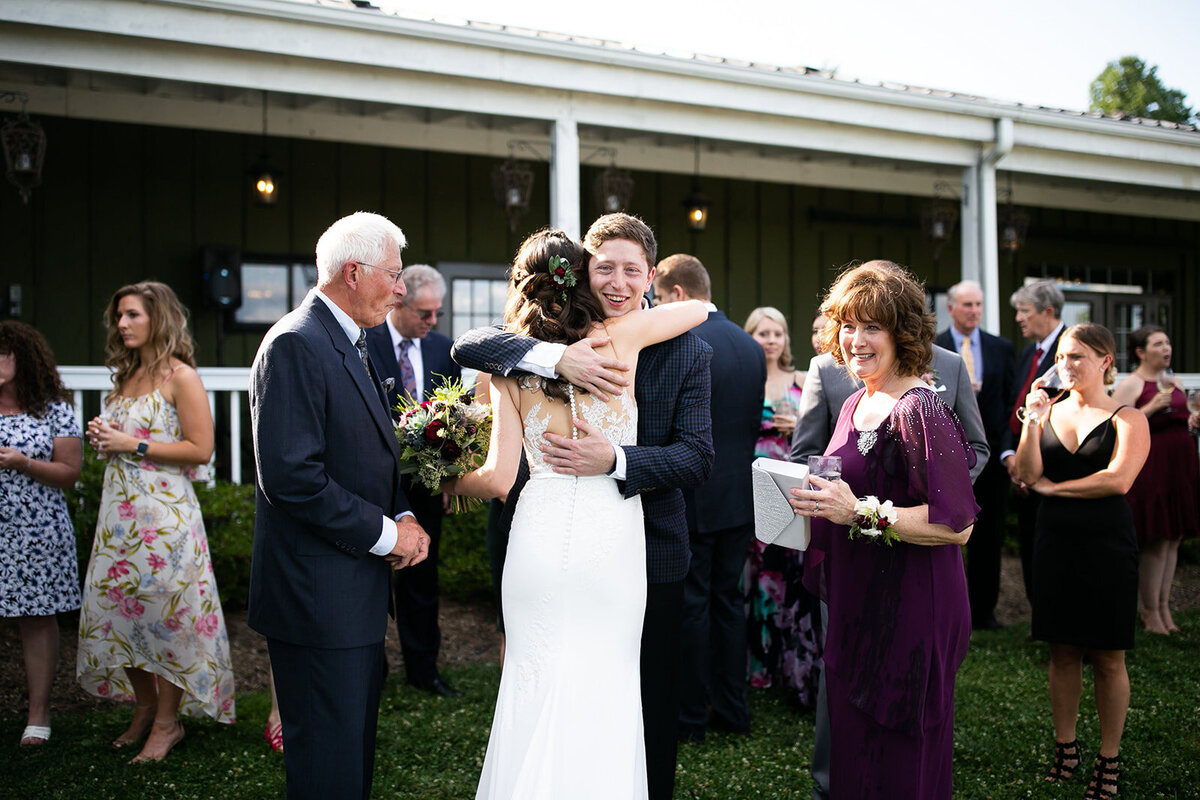 loudoun-studios-bluemont-vineyards-weddings-va00052