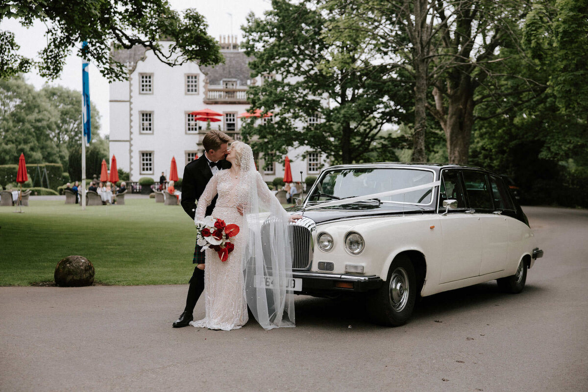 Nicola-Campbell-Timeless-Wedding-Photographer-Scotland-Edinburgh-Prestonfield-House-irgin Hotels-The-Scotsman-Mim&Alistair- 3.jpg