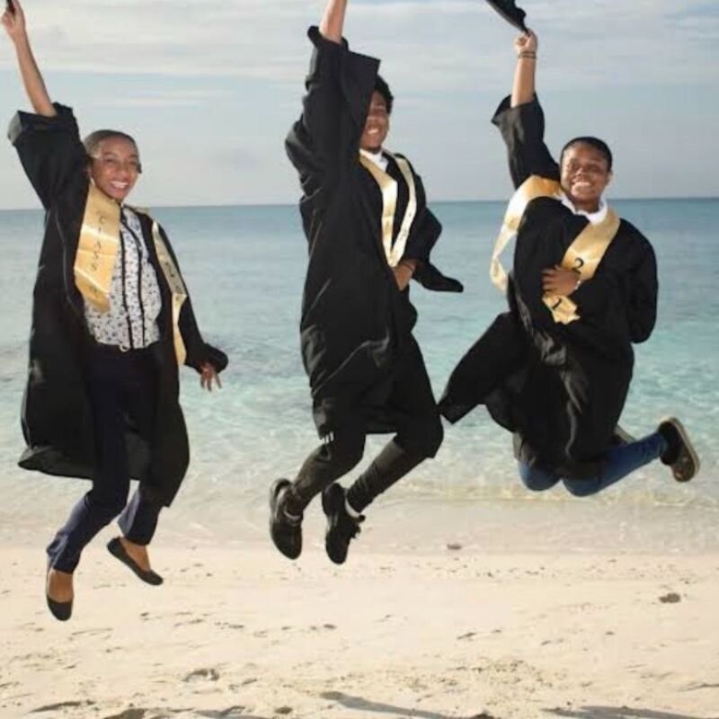 Gallery-students-bahamas-global-academy (29)