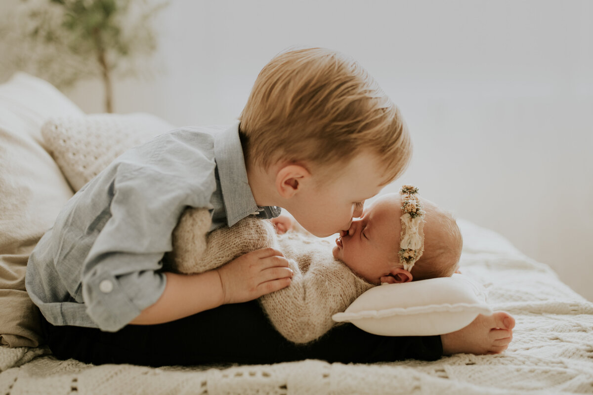 Red Deer Newborn Baby Photographer 059