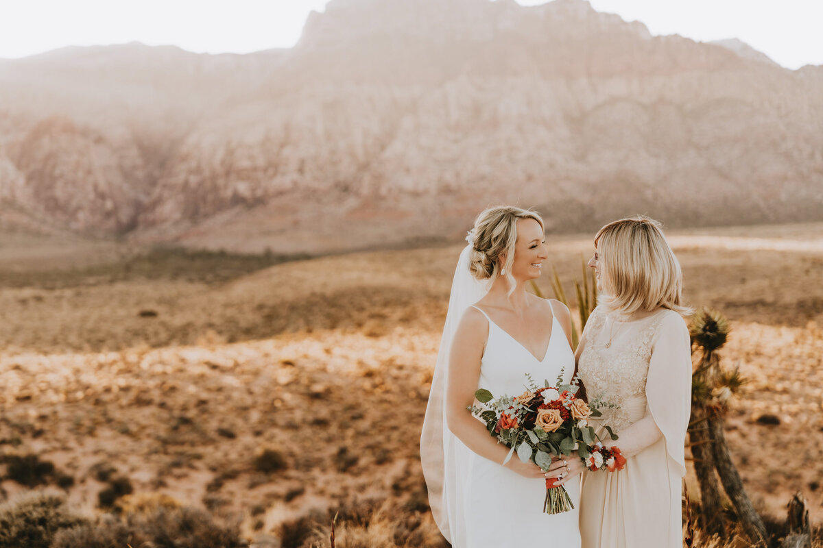 destination micro wedding photographer76