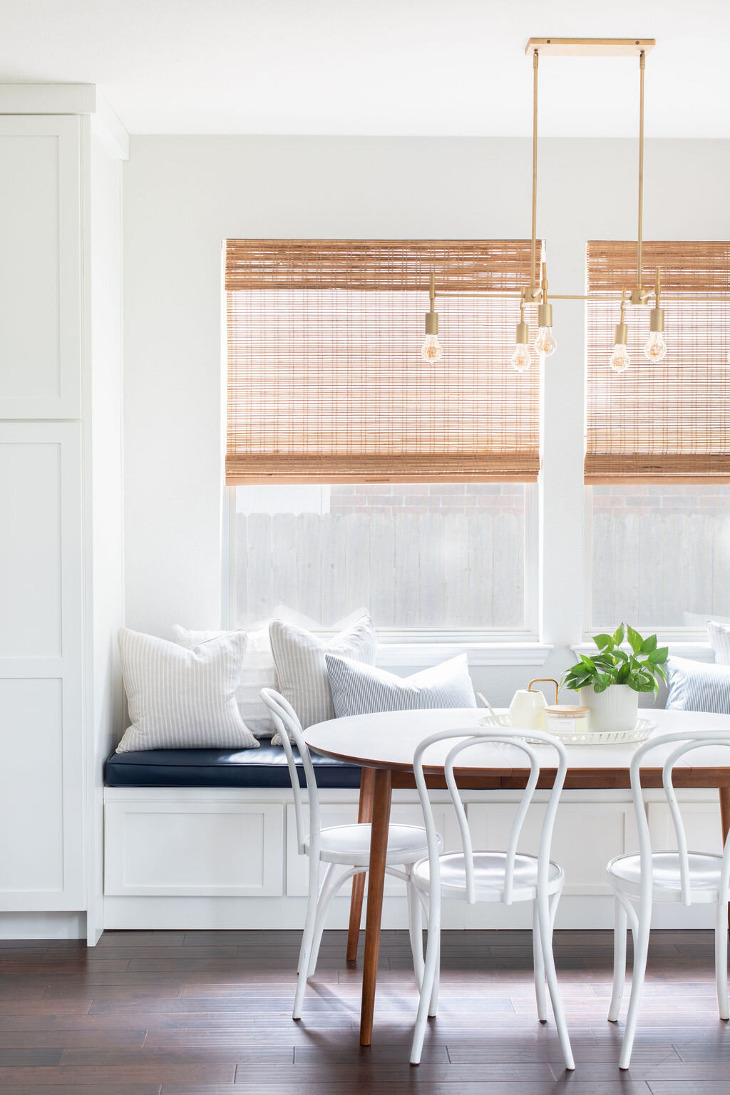 hello-home-austin-bright-and-airy-breakfast-nook-bench-storage-4