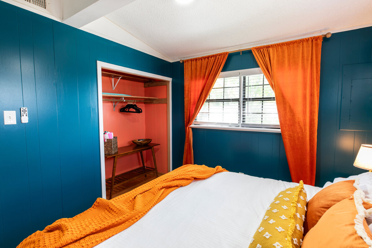 Bedroom1-2
