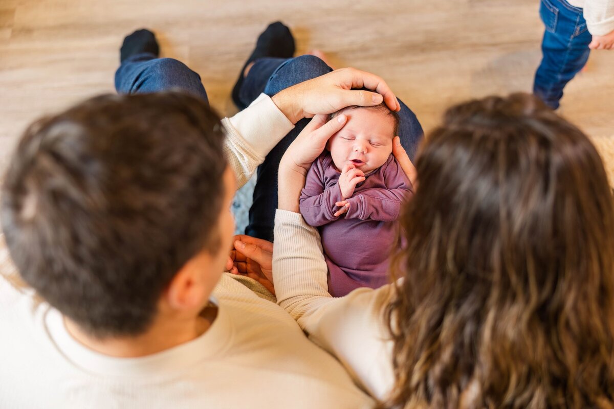 Lifestyle-newborn-Aronoff-Photography-20