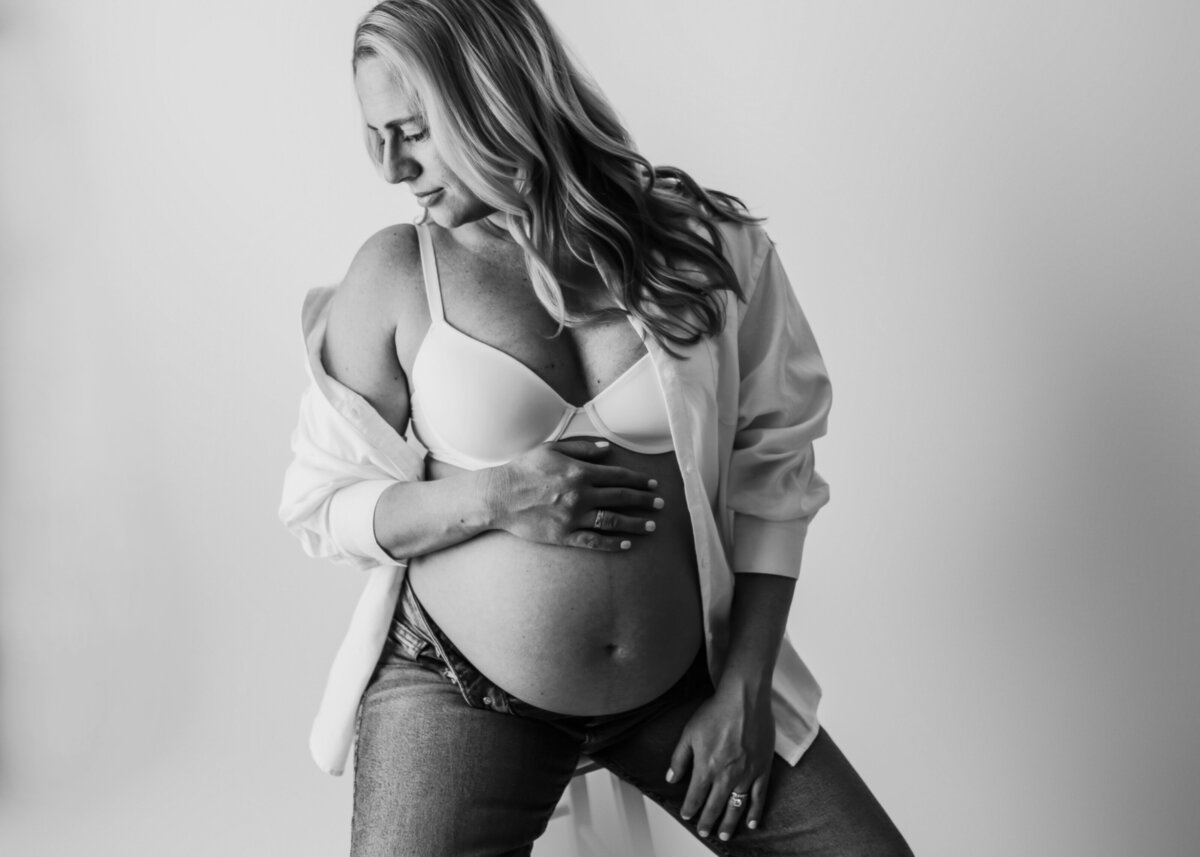StudioMaternityPhotographyDenverColorado