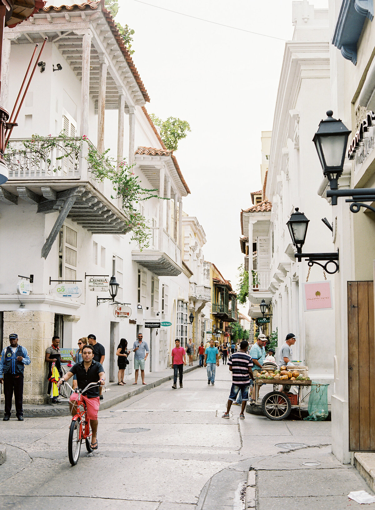 Vicki Grafton Photography Cartagena Casa Pombo Fine Art Film Luxury Destination Photographer Modern Destination Luxury Bride Emotive Timeless Photography2