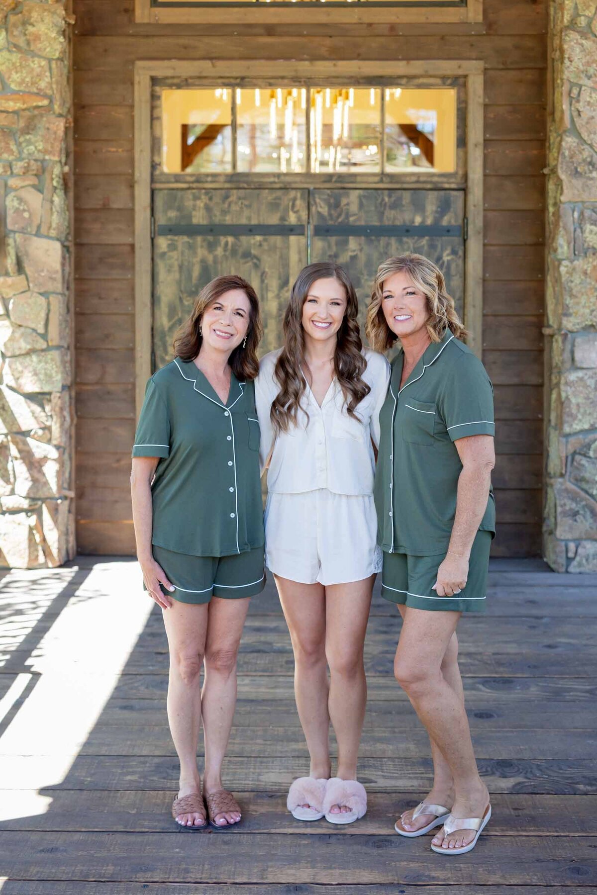 Black-Canyon-Inn-The-Boudlers-Wedding-19