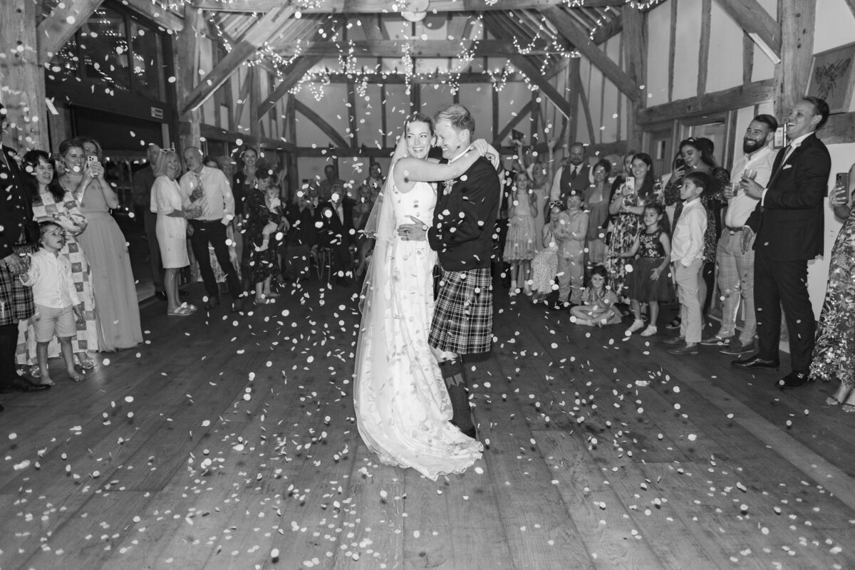Somersbury Barn, Surrey Wedding Photographer- Aimee Joy Photography-166-3