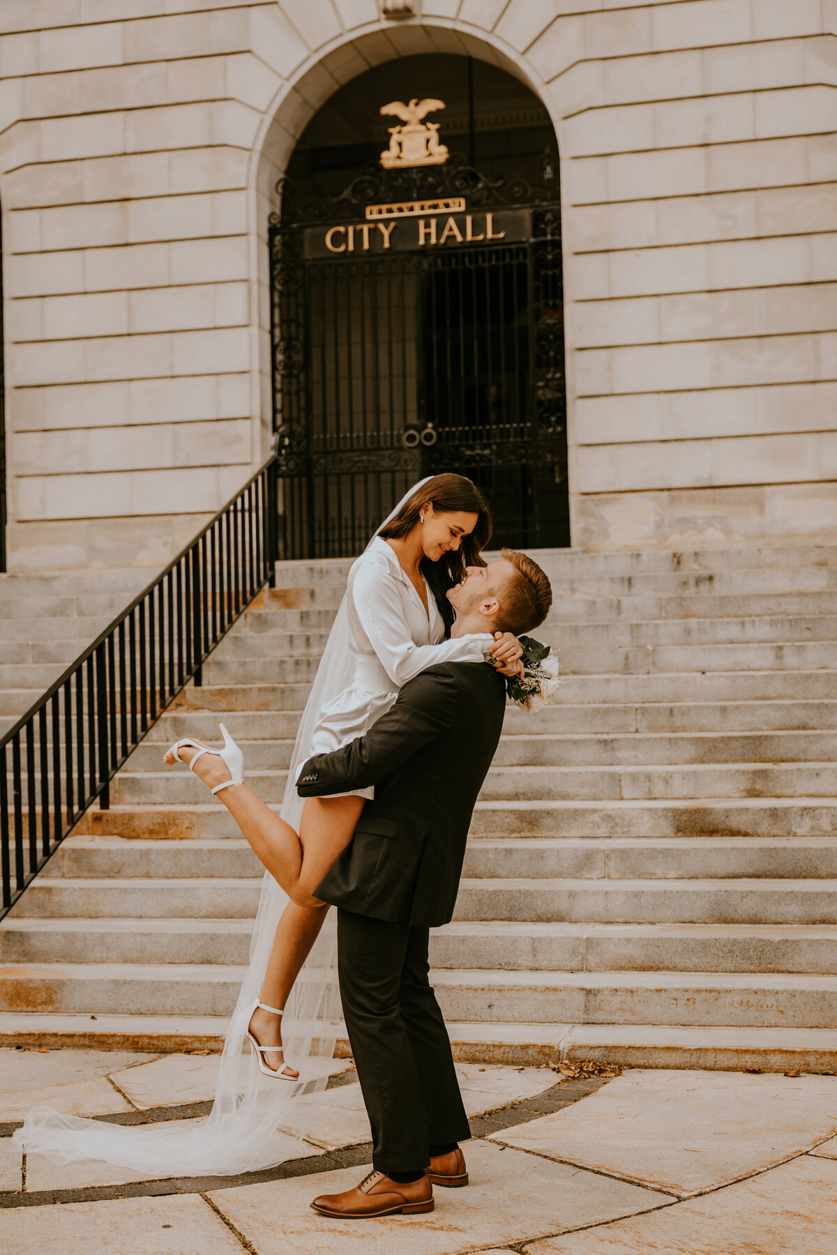 portland-city-hall-elopement