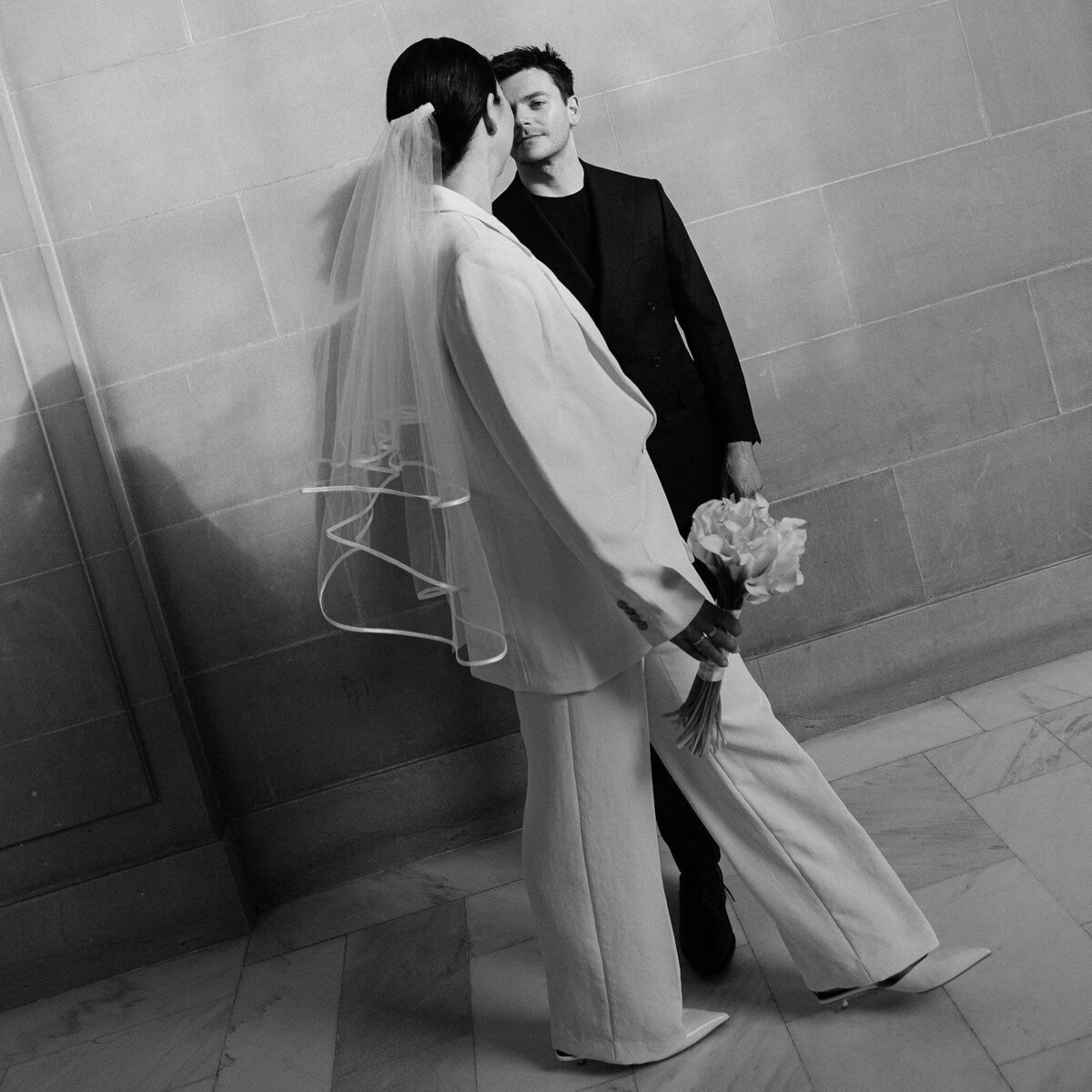 VeronikaEric_CityHall_Elopement_-64_websize