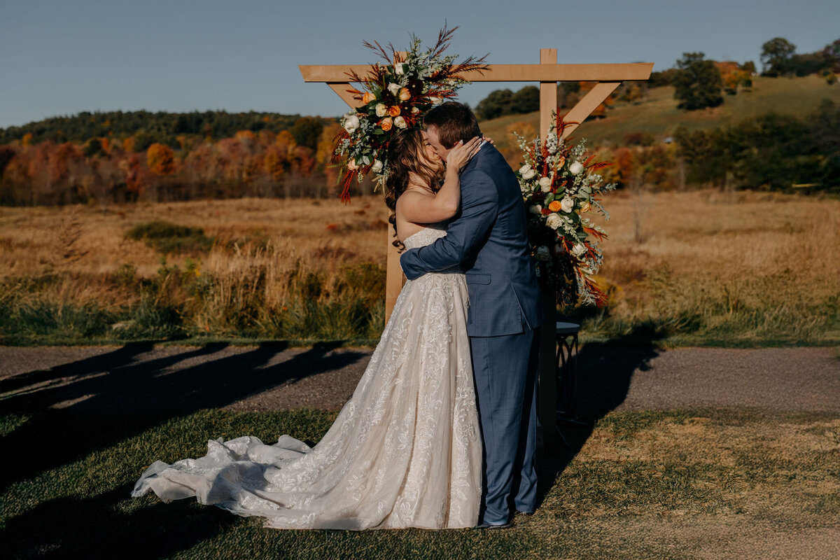 10.12.24_L+M_Ceremony-598