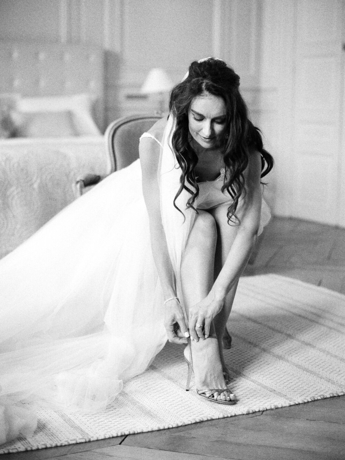 Wedding photography at Chateau de Varennes in Burgundy, France - 33