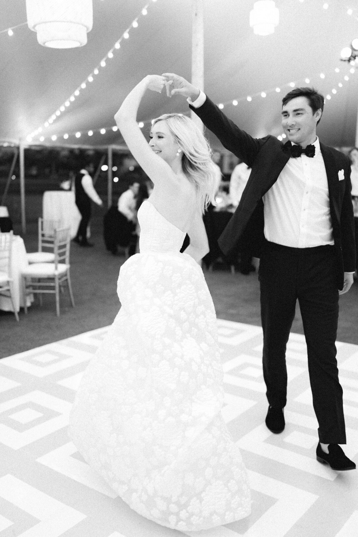 Elizabeth & Michael Highlights Phone-143