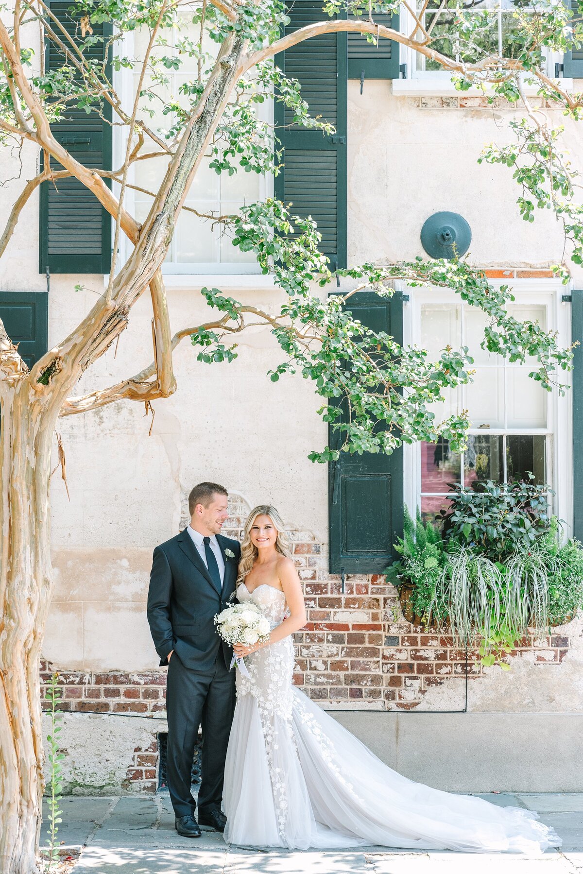 Charleston-Wedding-Photographers-Dana-Cubbage-Cedar-Room_0010