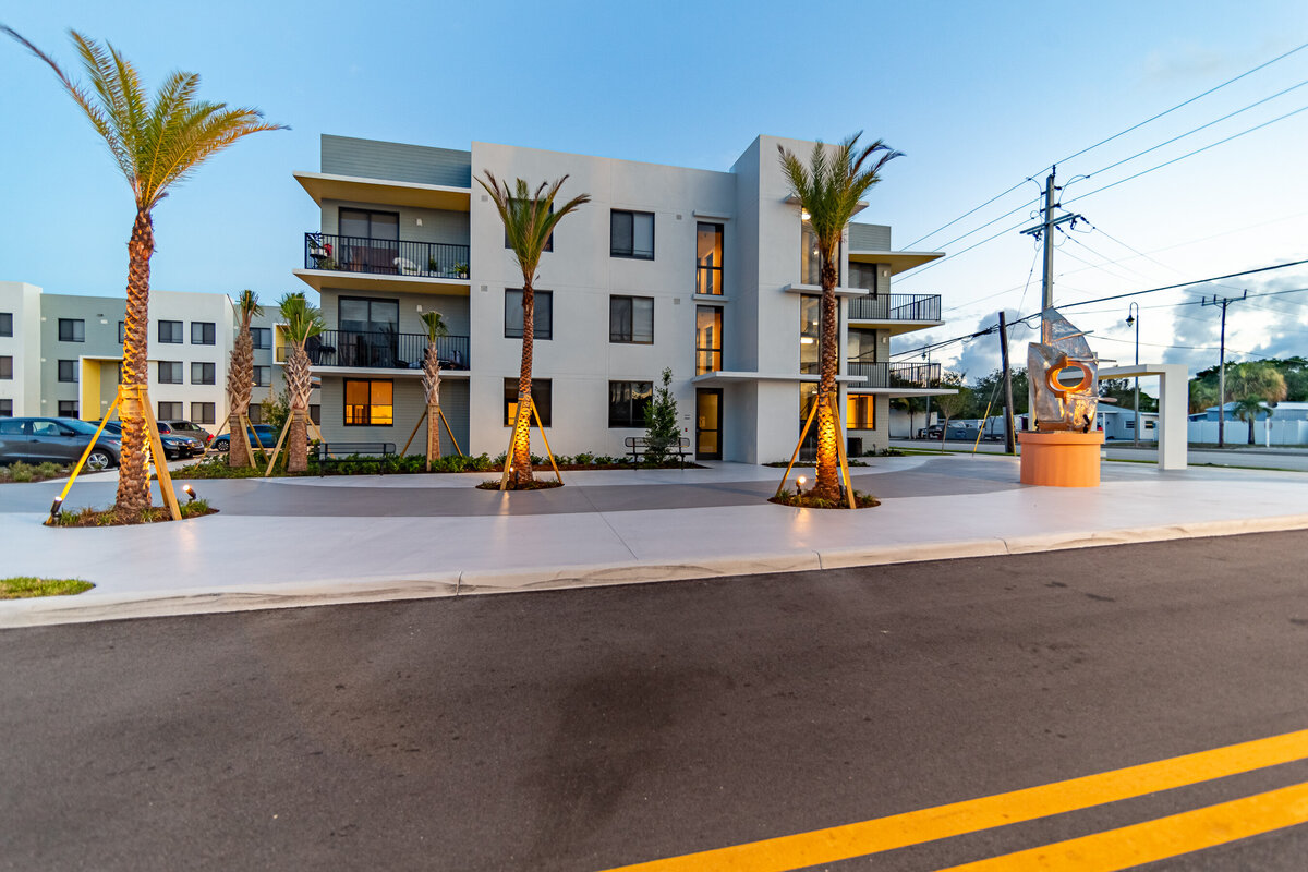 062524BERKELYPALMBEACH-6